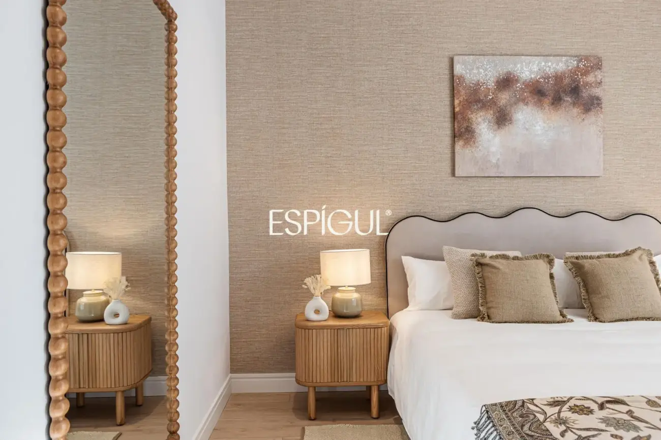 Piso en venta exterior con terraza en Calle Orense, Tetuán