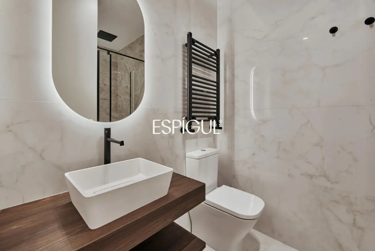 Piso en venta exterior reformado en Lista