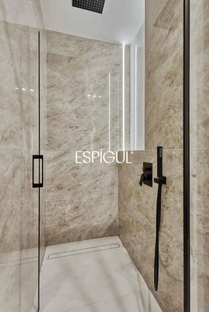 Piso en venta exterior reformado en Lista