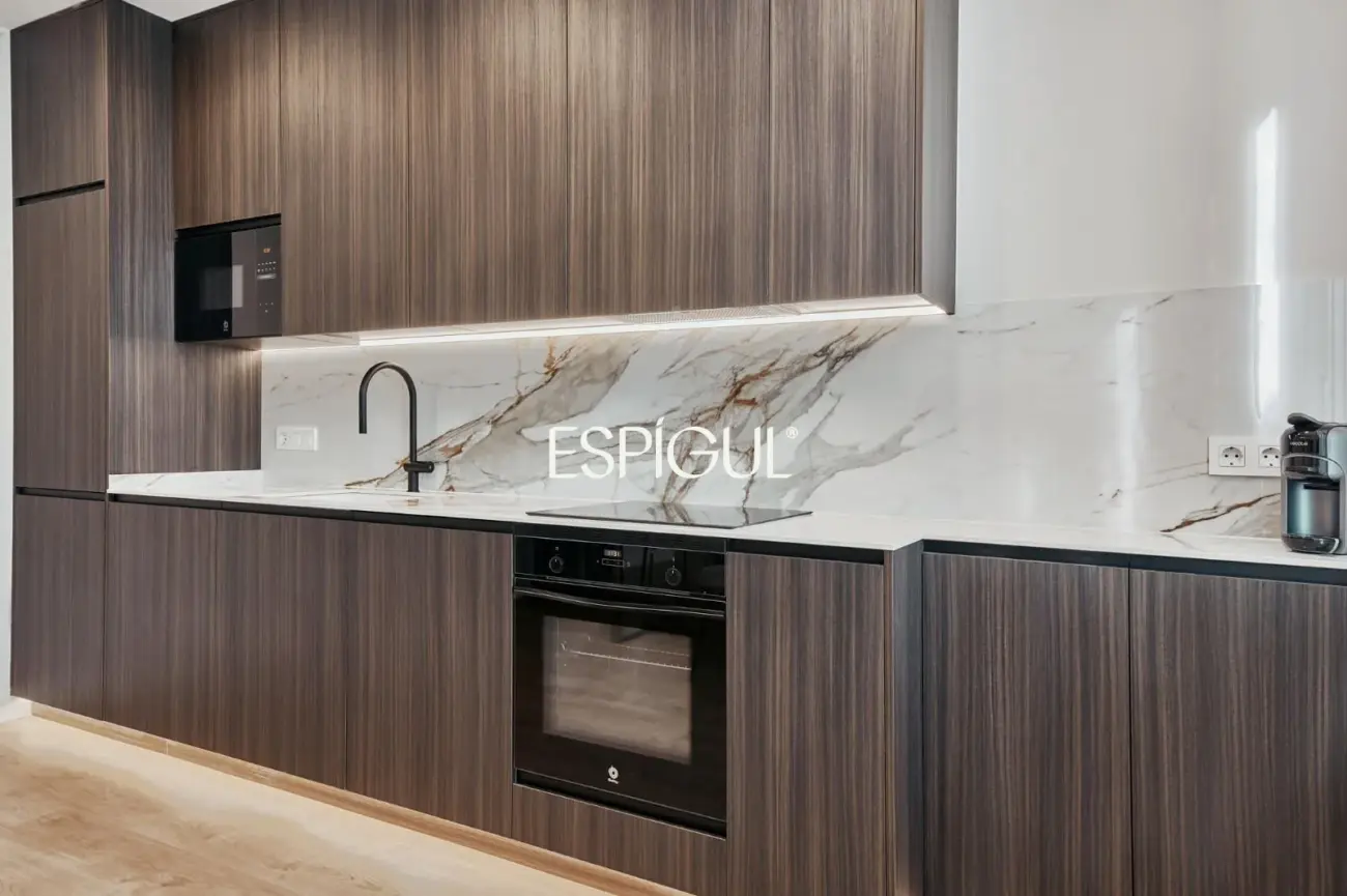 Piso en venta exterior reformado en Lista