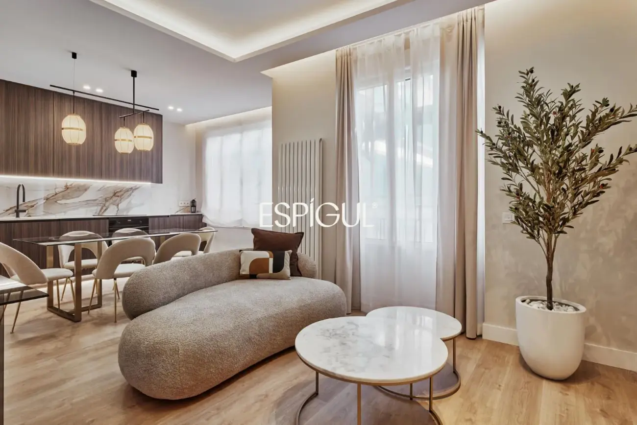 Piso en venta exterior reformado en Lista