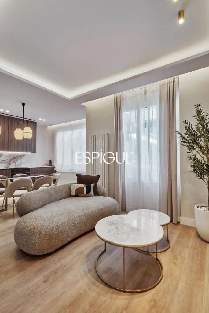 Piso en venta exterior reformado en Lista