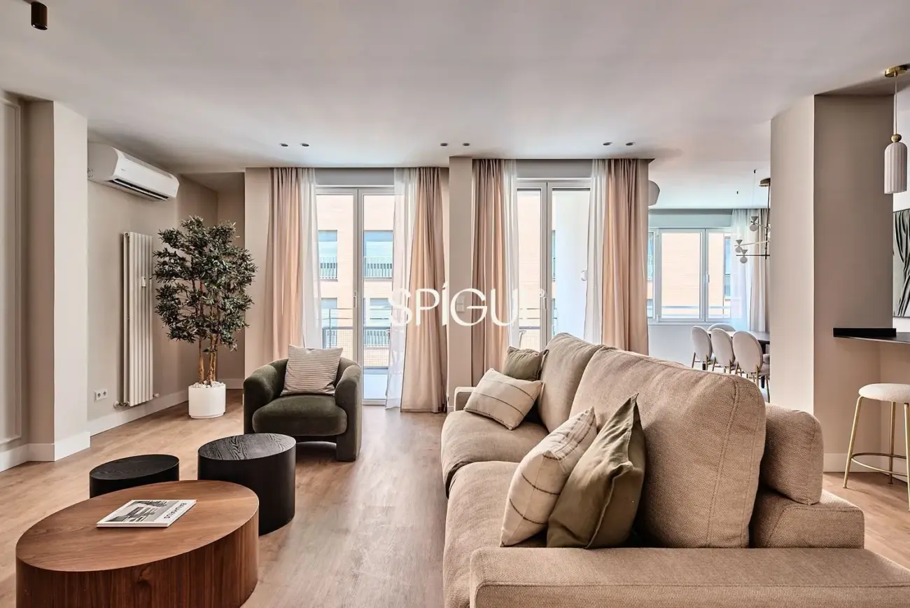 Ático en venta con terraza en Lista
