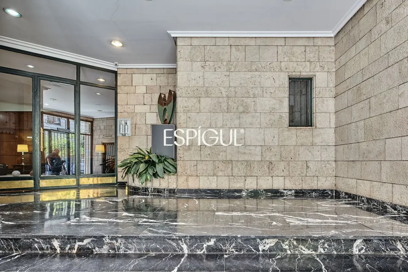 Ático en venta con terraza en Lista