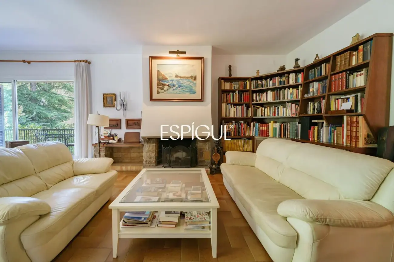 Casa independiente en venta en Bellaterra