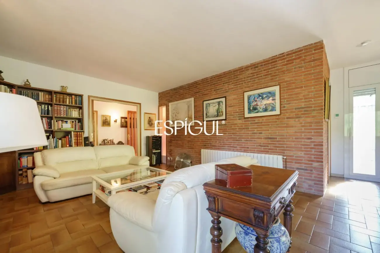 Casa independiente en venta en Bellaterra