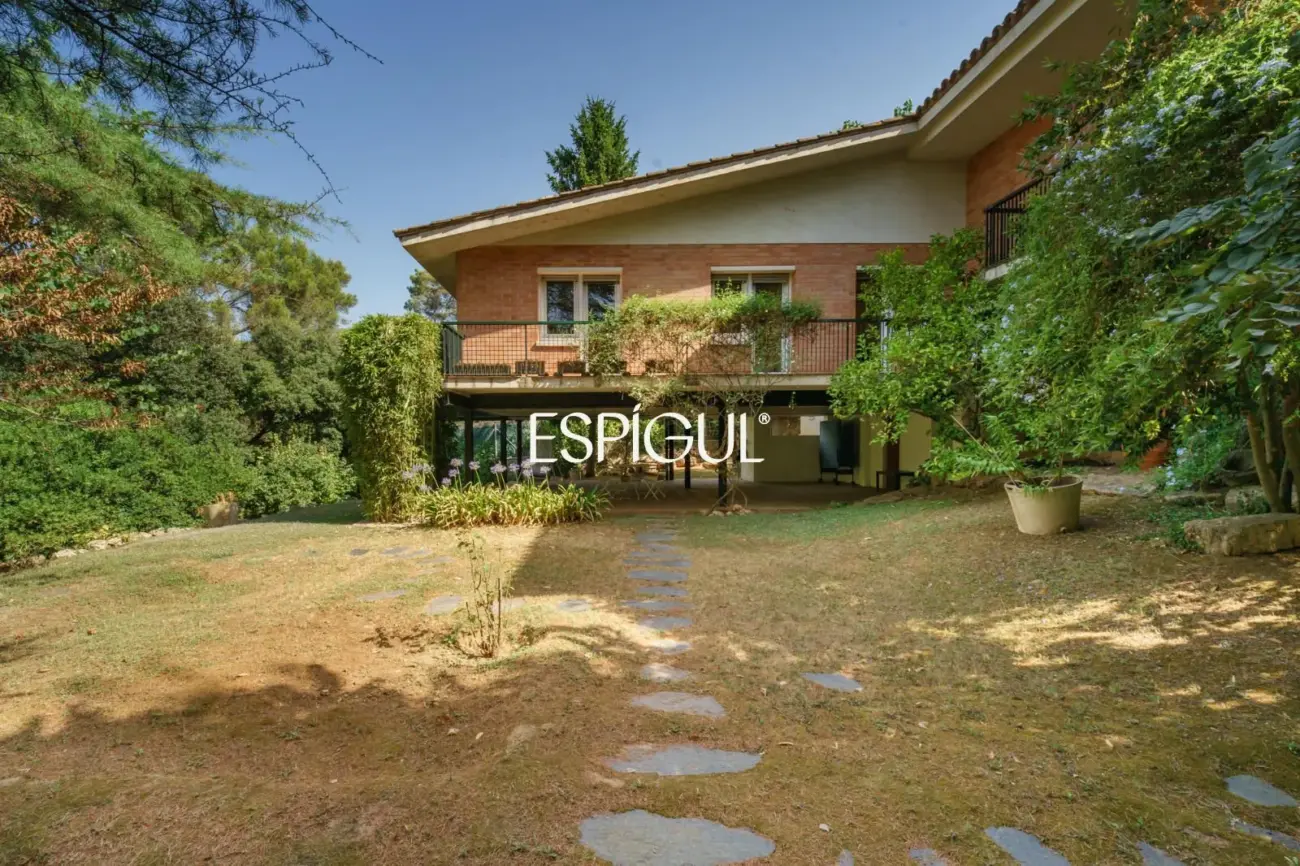 Casa independiente en venta en Bellaterra