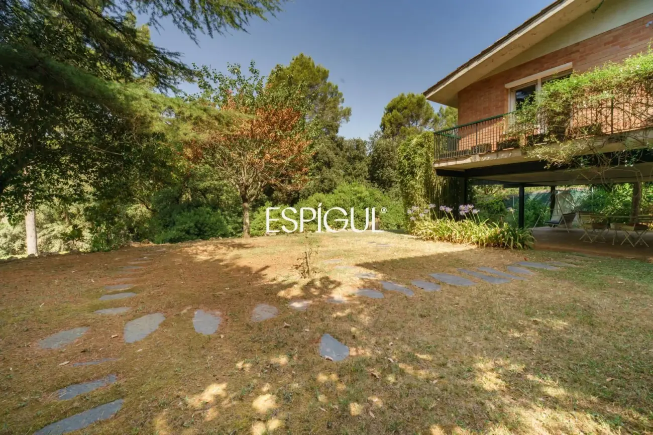 Casa independiente en venta en Bellaterra