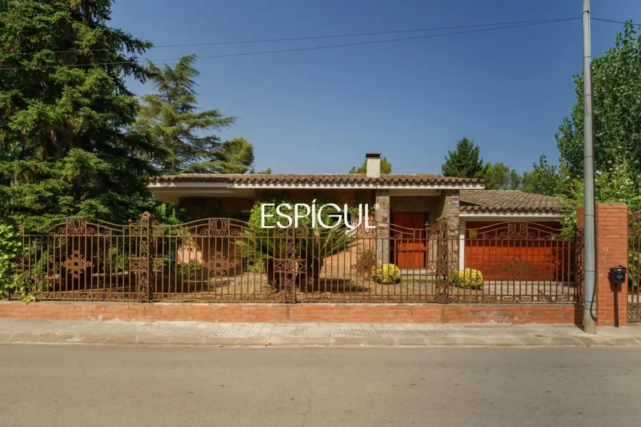 Casa independiente en venta en Bellaterra