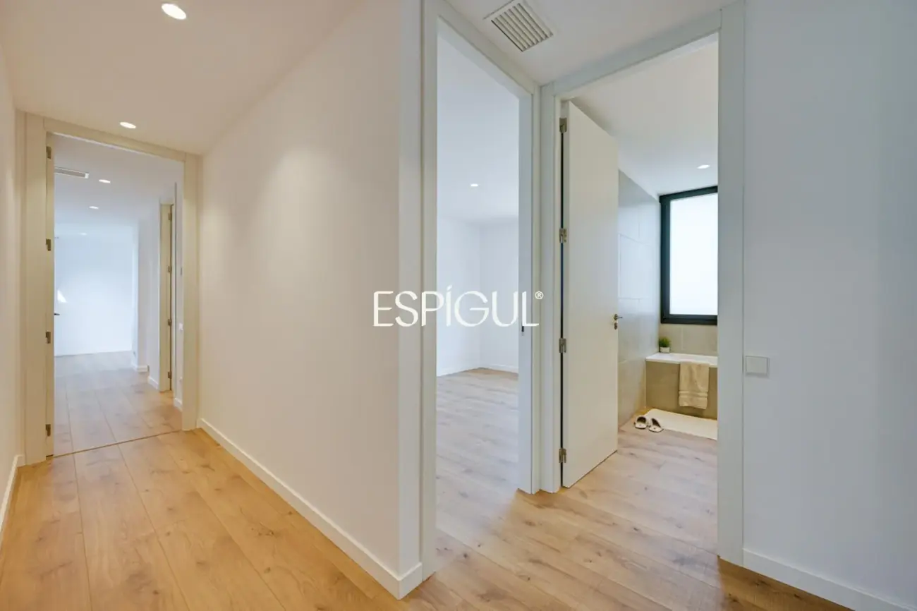 Chalet de obra nueva en venta en Matadepera