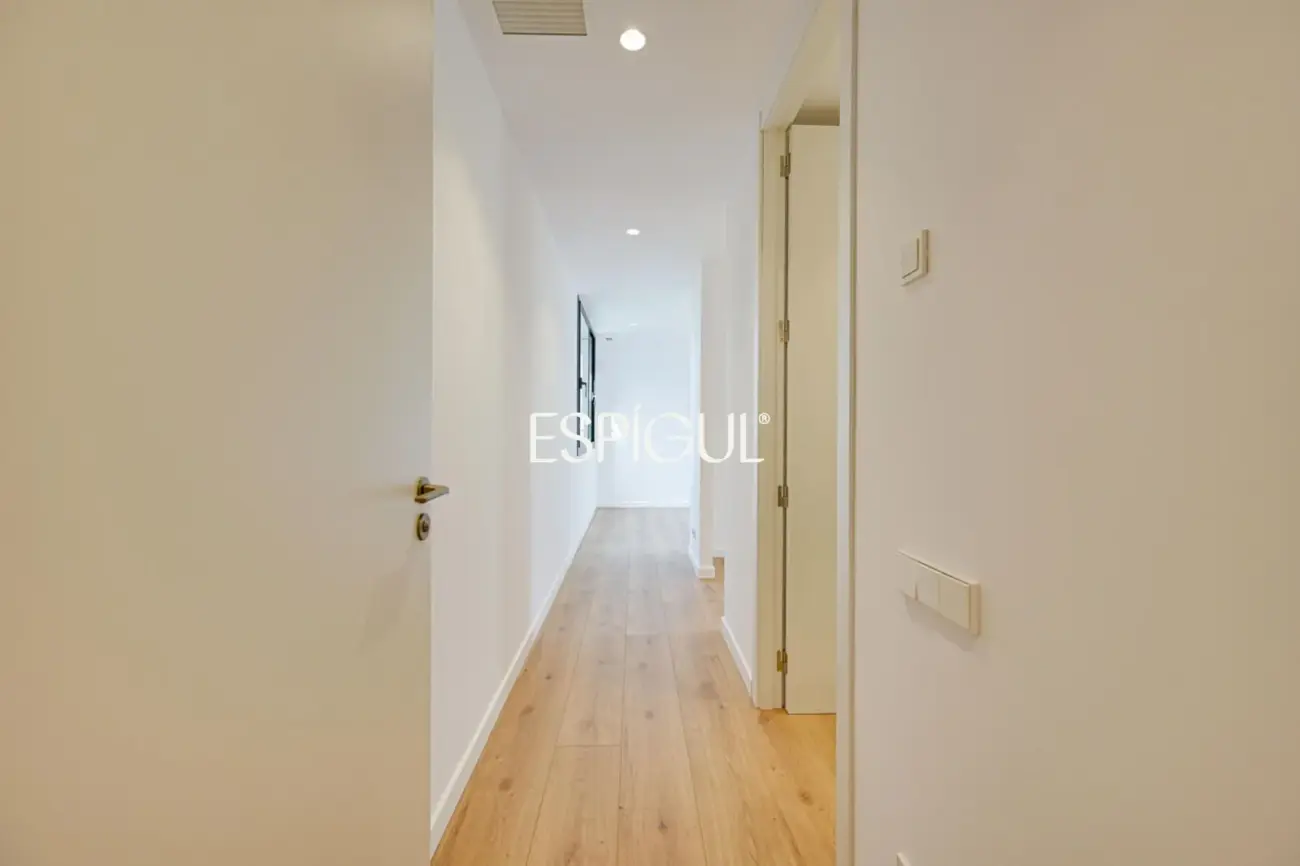Chalet de obra nueva en venta en Matadepera