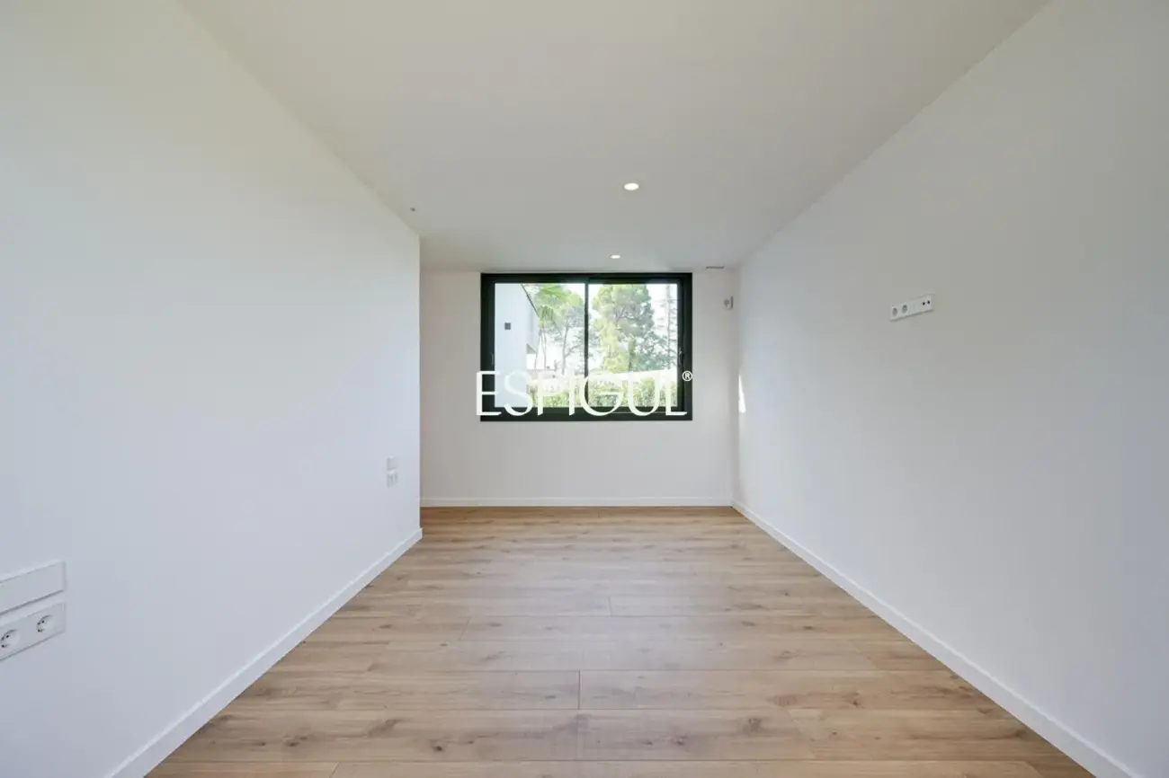 Chalet de obra nueva en venta en Matadepera