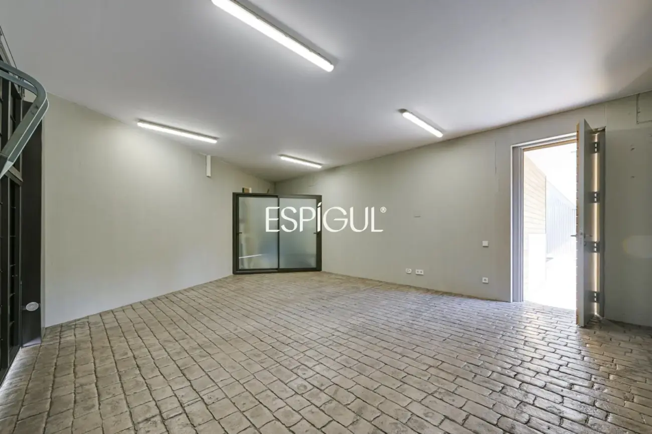 Chalet de obra nueva en venta en Matadepera