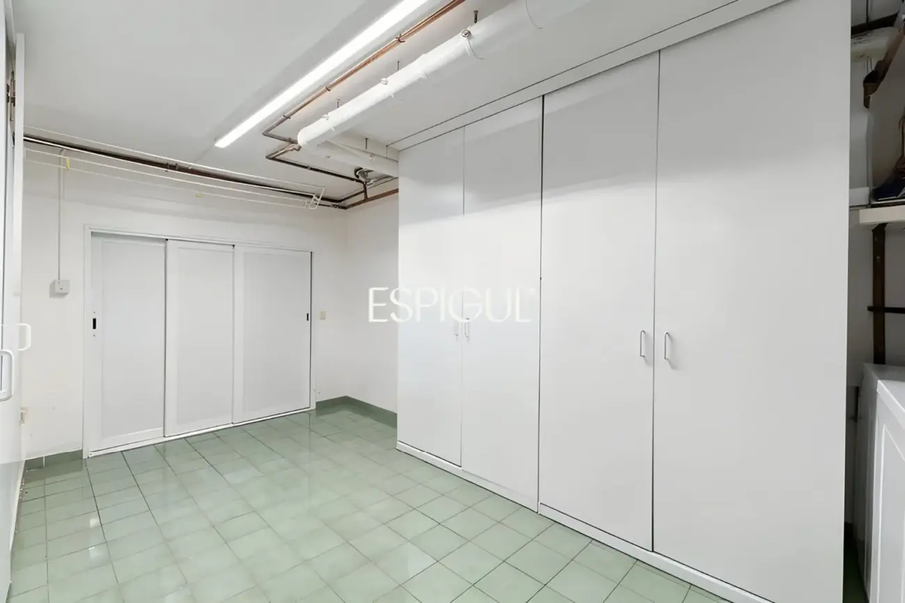 Maison mitoyenne exclusive en vente dans l&rsquo;Eixample de Sant Cugat del Vallès
