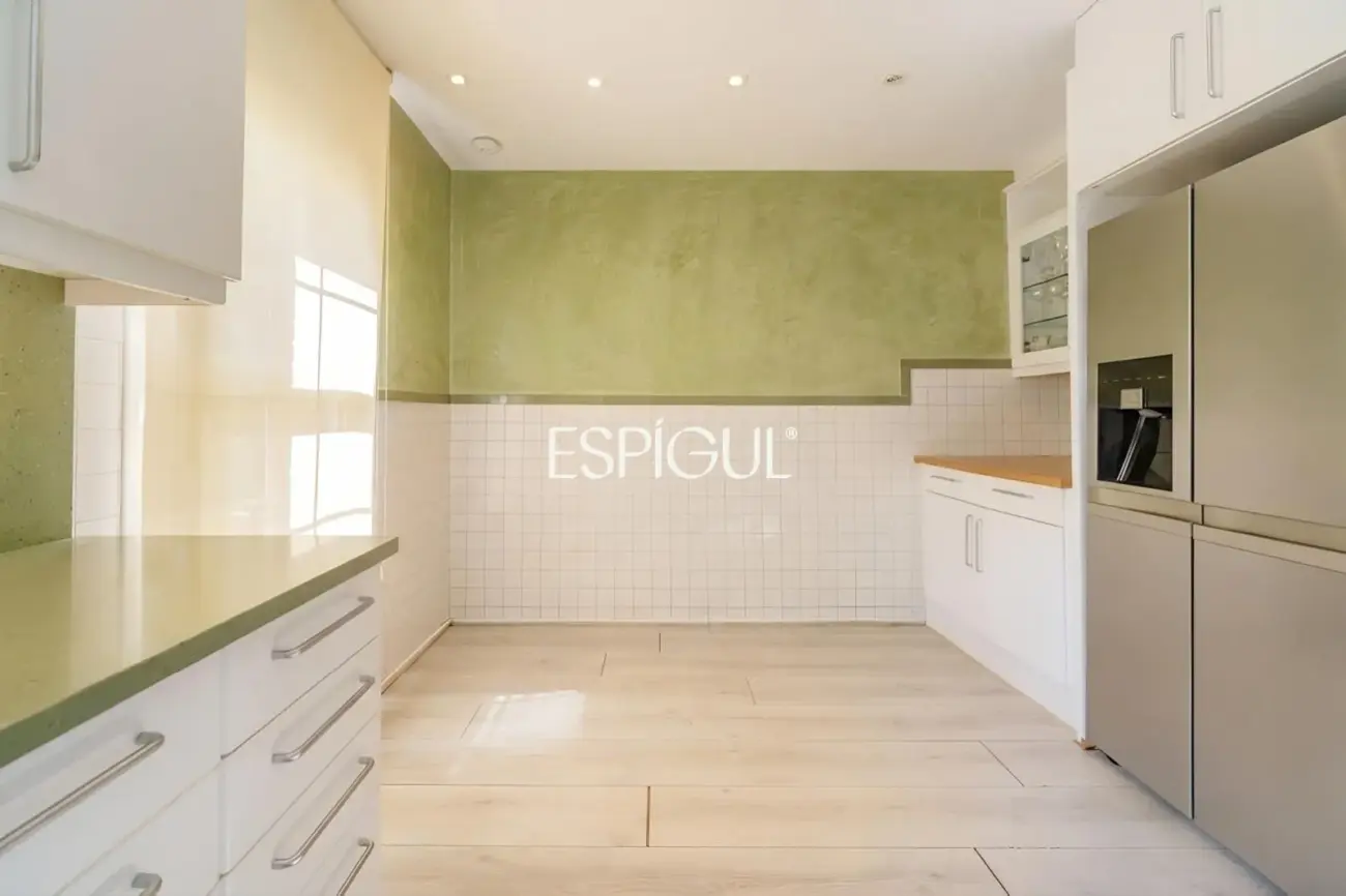 Maison mitoyenne exclusive en vente dans l&rsquo;Eixample de Sant Cugat del Vallès