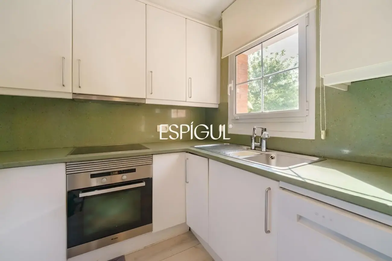 Maison mitoyenne exclusive en vente dans l&rsquo;Eixample de Sant Cugat del Vallès