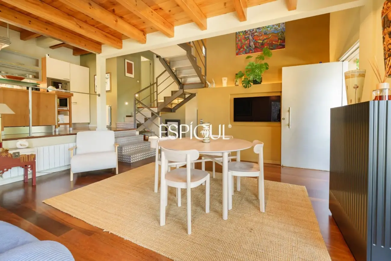 Exclusive Refurbished Property in Collserola: Design, Mountain Views, and Supreme Tranquility