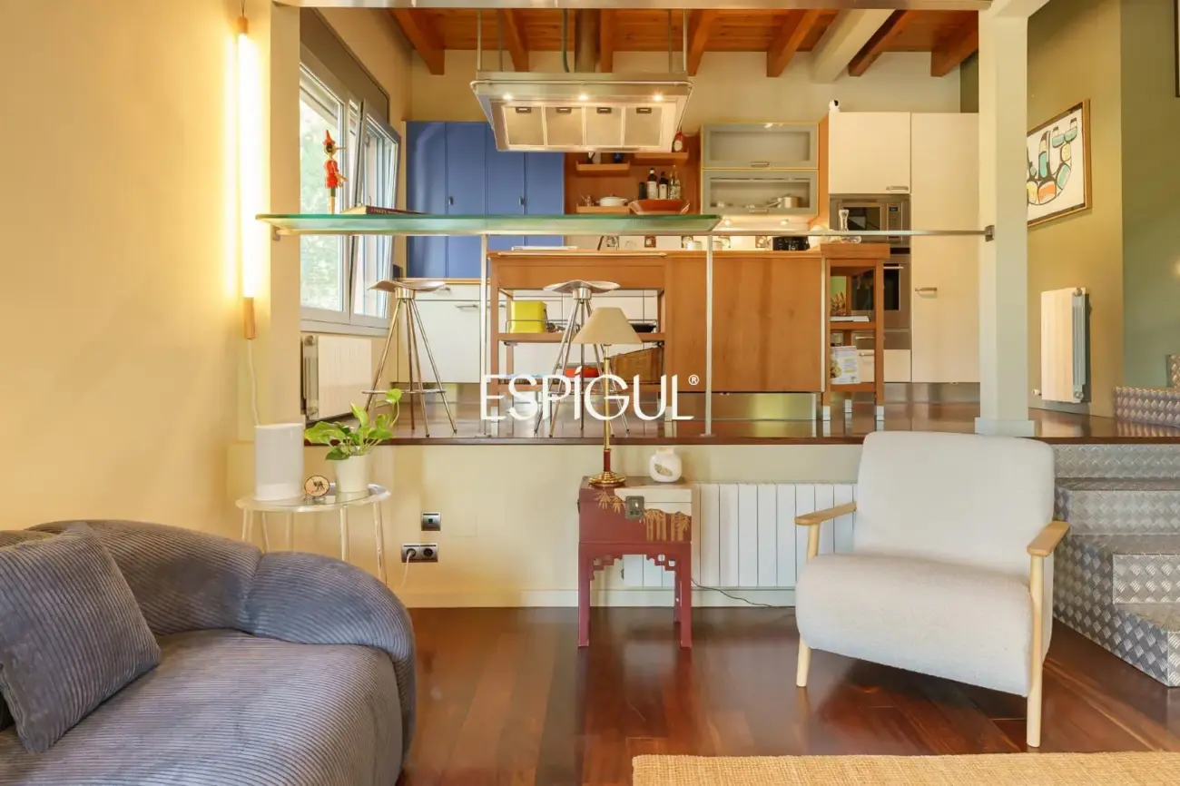 Exclusive Refurbished Property in Collserola: Design, Mountain Views, and Supreme Tranquility