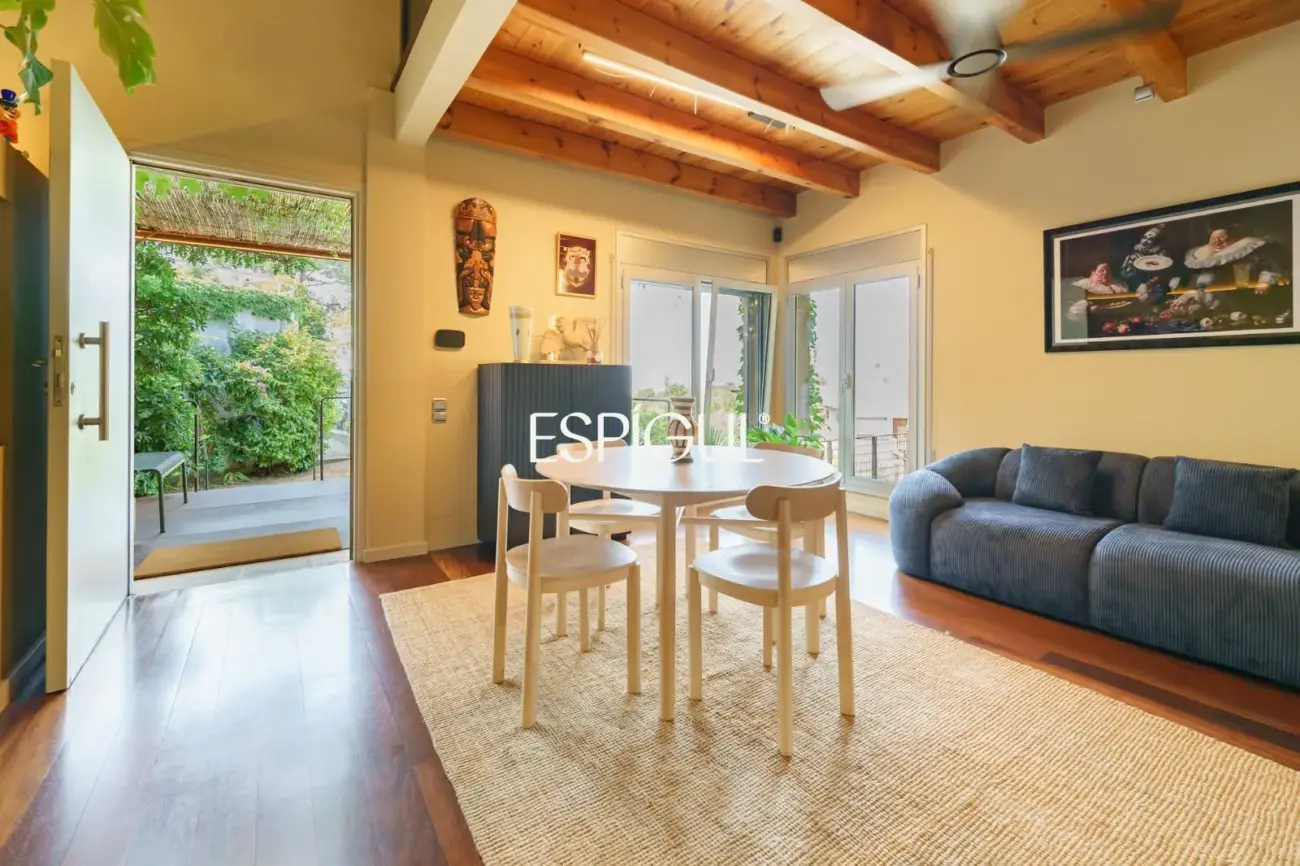 Exclusive Refurbished Property in Collserola: Design, Mountain Views, and Supreme Tranquility