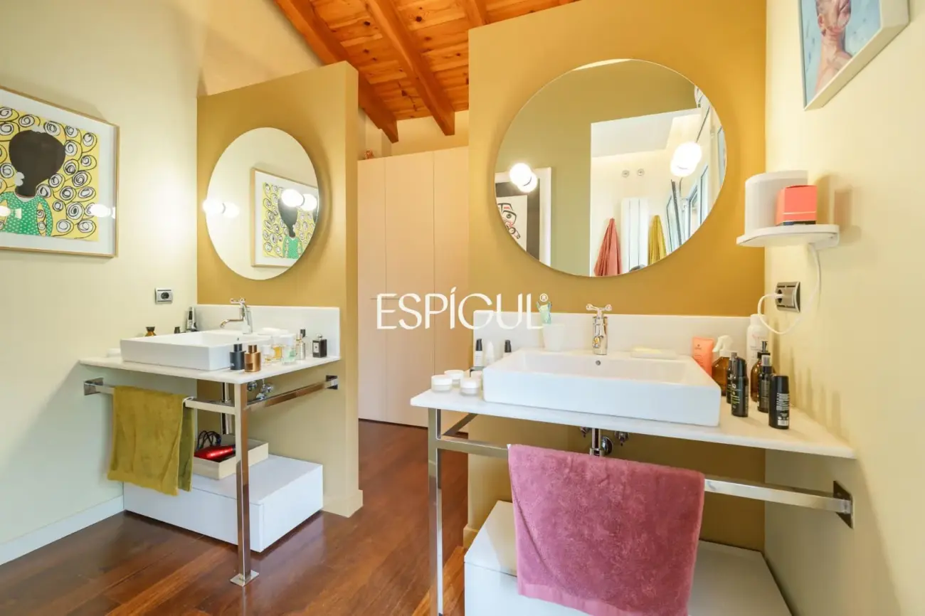 Exclusive Refurbished Property in Collserola: Design, Mountain Views, and Supreme Tranquility
