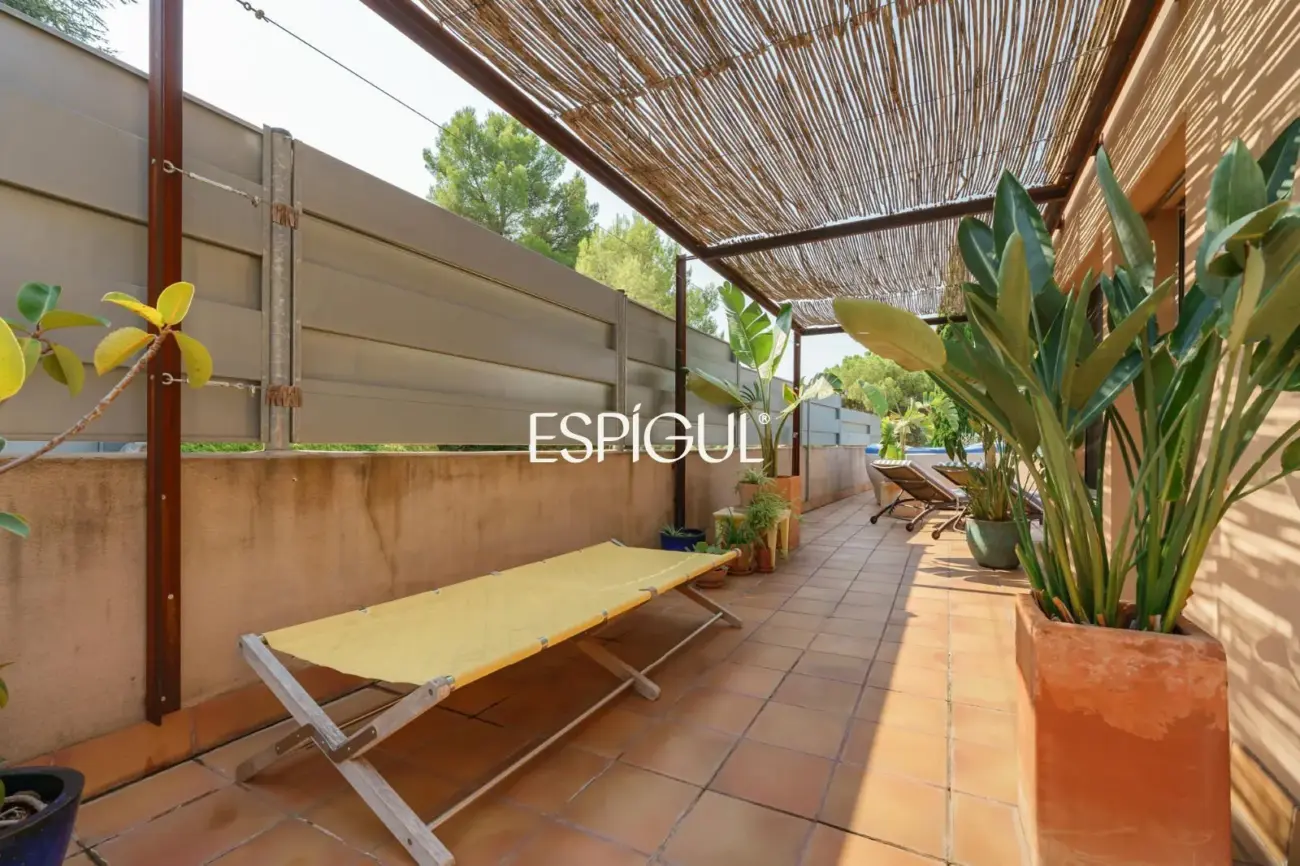 Exclusive Refurbished Property in Collserola: Design, Mountain Views, and Supreme Tranquility