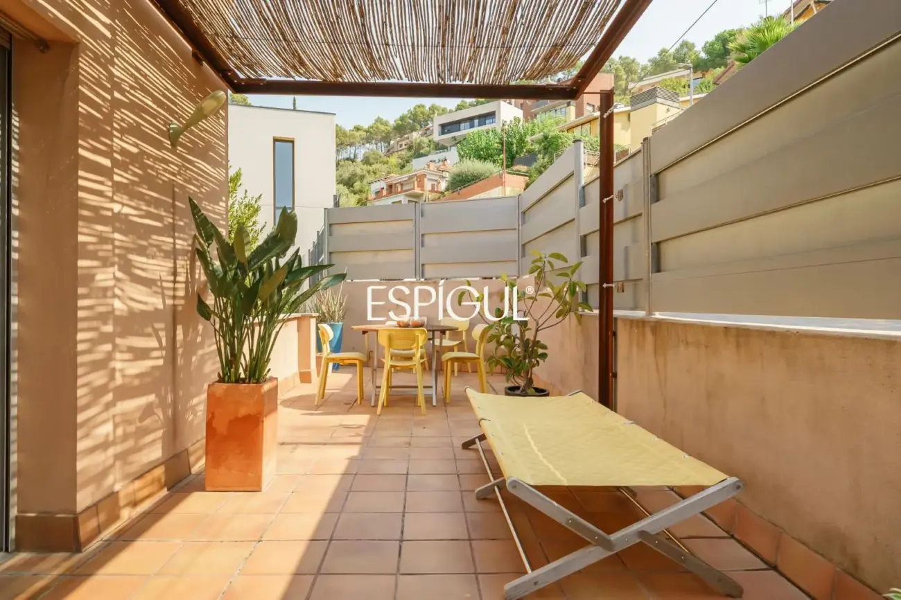 Exclusive Refurbished Property in Collserola: Design, Mountain Views, and Supreme Tranquility