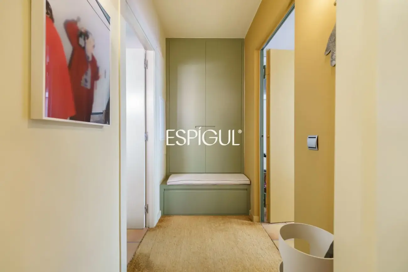 Exclusive Refurbished Property in Collserola: Design, Mountain Views, and Supreme Tranquility