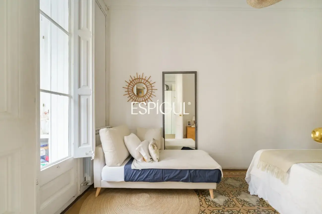 Exclusiva vivienda con terraza en venta en el Quadrat d’Or, Eixample Dret