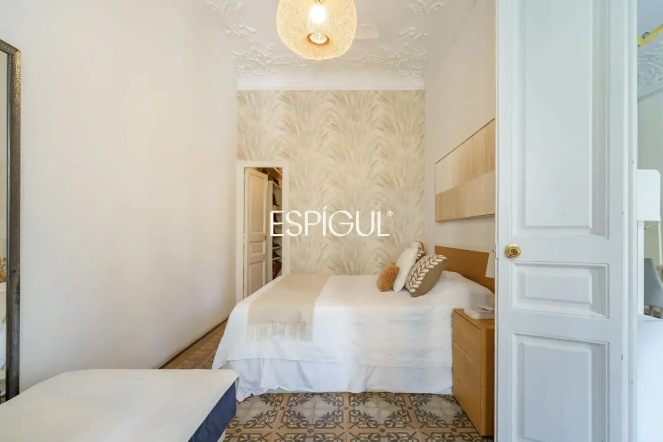 Exclusiva vivienda con terraza en venta en el Quadrat d’Or, Eixample Dret