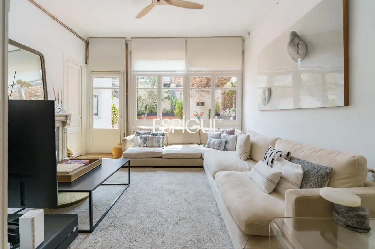 Exclusiva vivienda con terraza en venta en el Quadrat d’Or, Eixample Dret