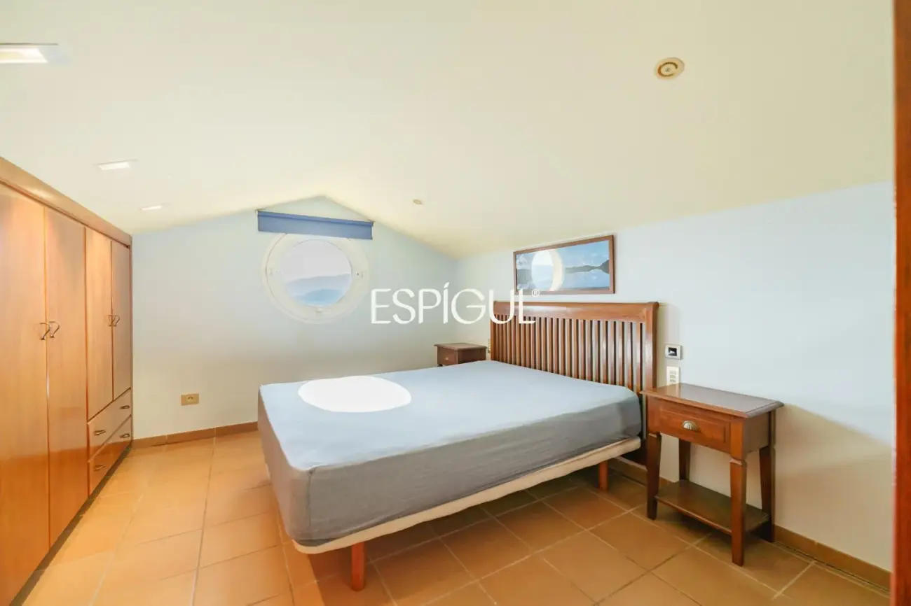 Magnífica casa unifamiliar con amplios espacios y vistas panorámicas en Vallromanes