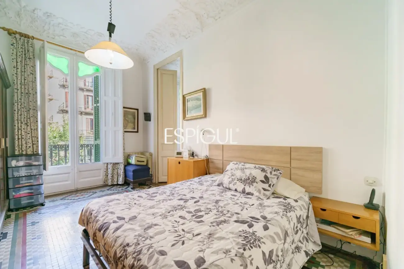 Piso a reformar en venta en el Quadrat d’Or, Eixample Dret