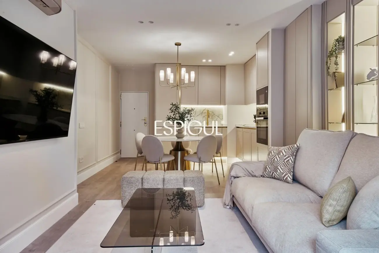 Piso en venta con terraza en Lista