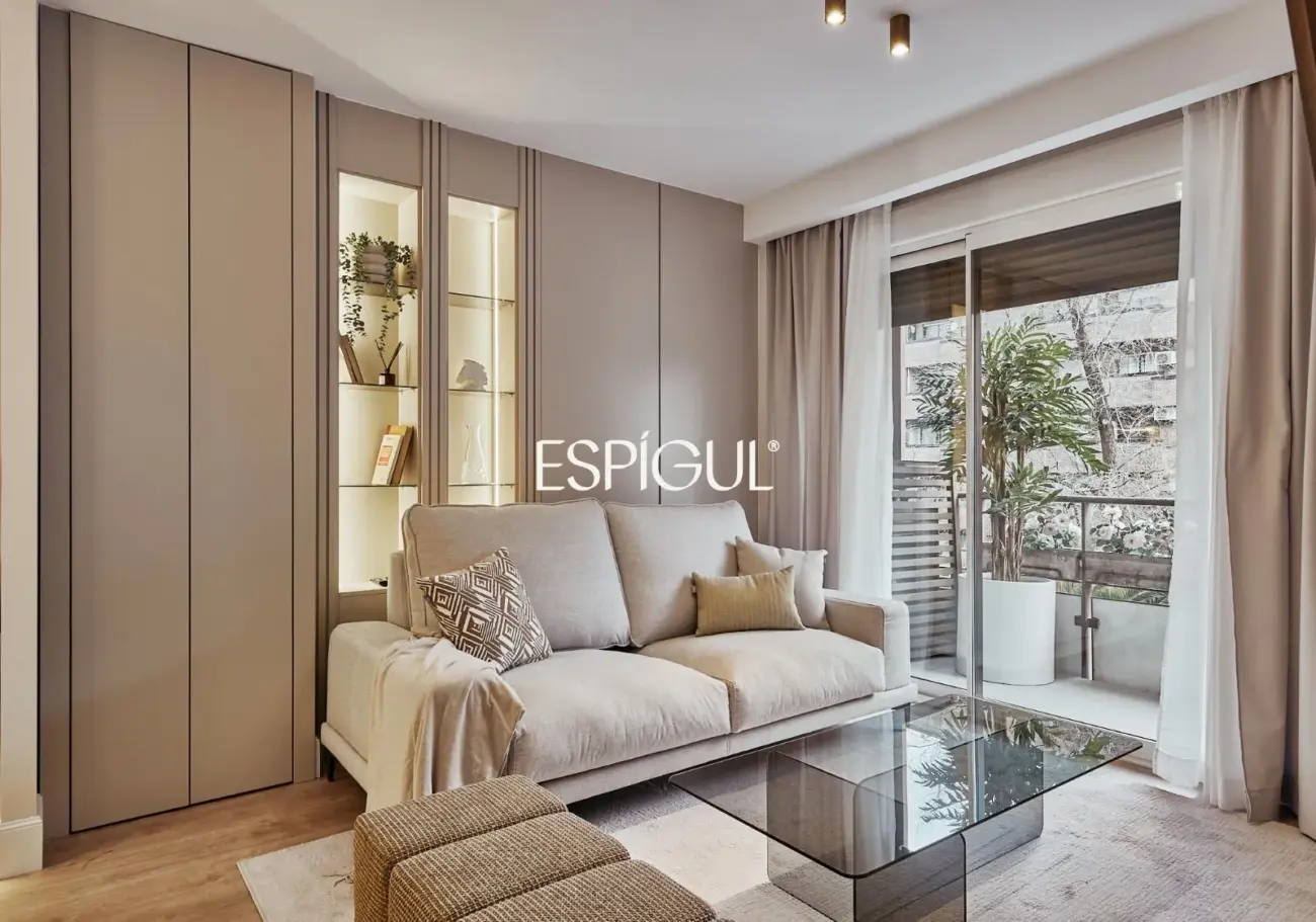 Piso en venta con terraza en Lista