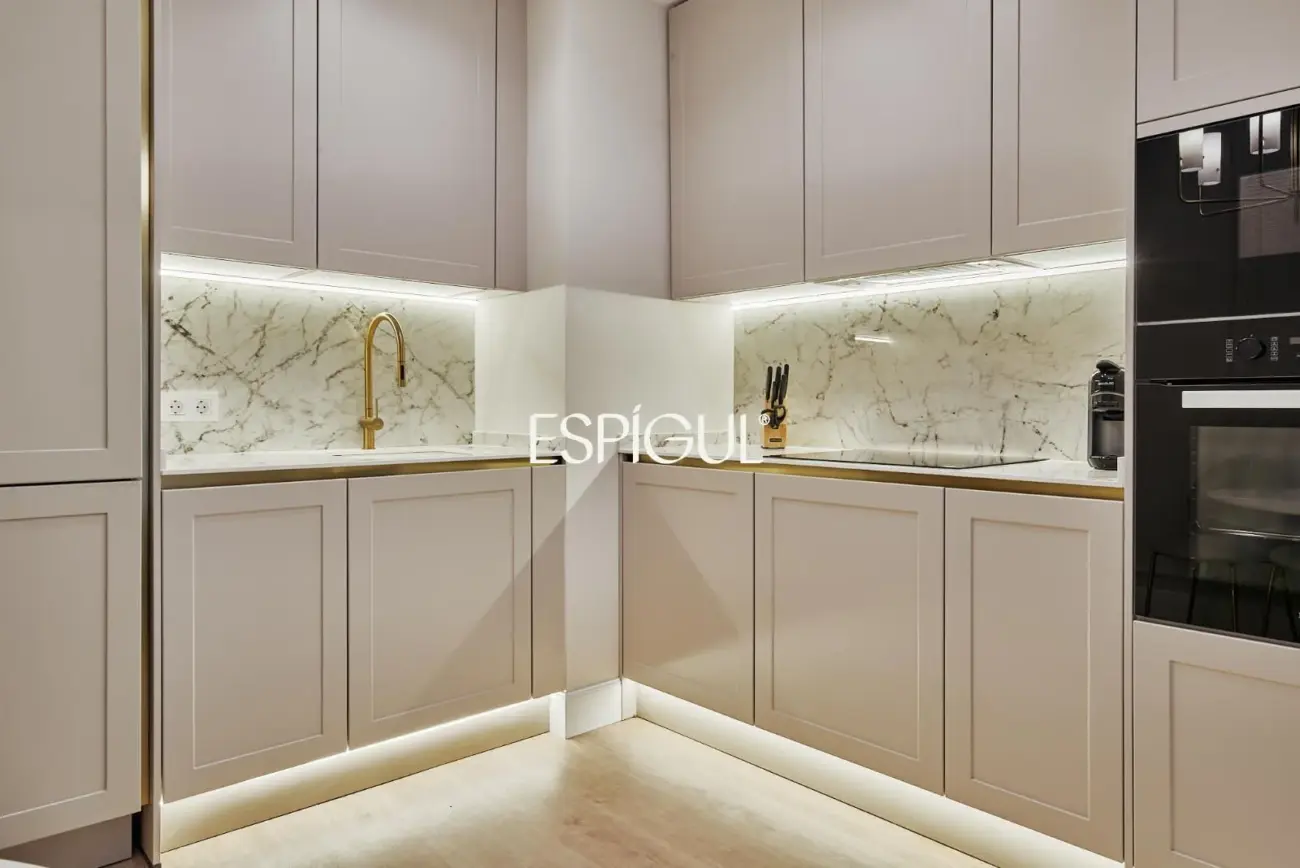 Piso en venta con terraza en Lista
