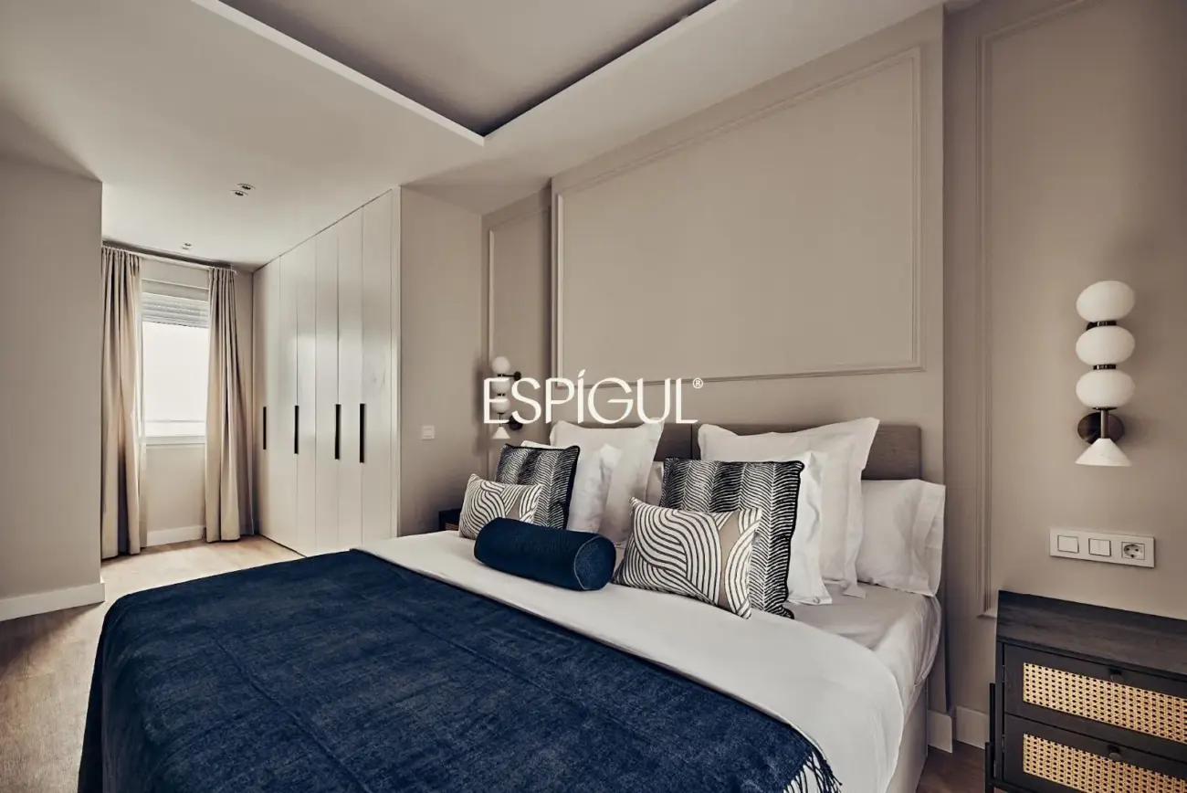 Piso en venta exterior y reformado en Guindalera