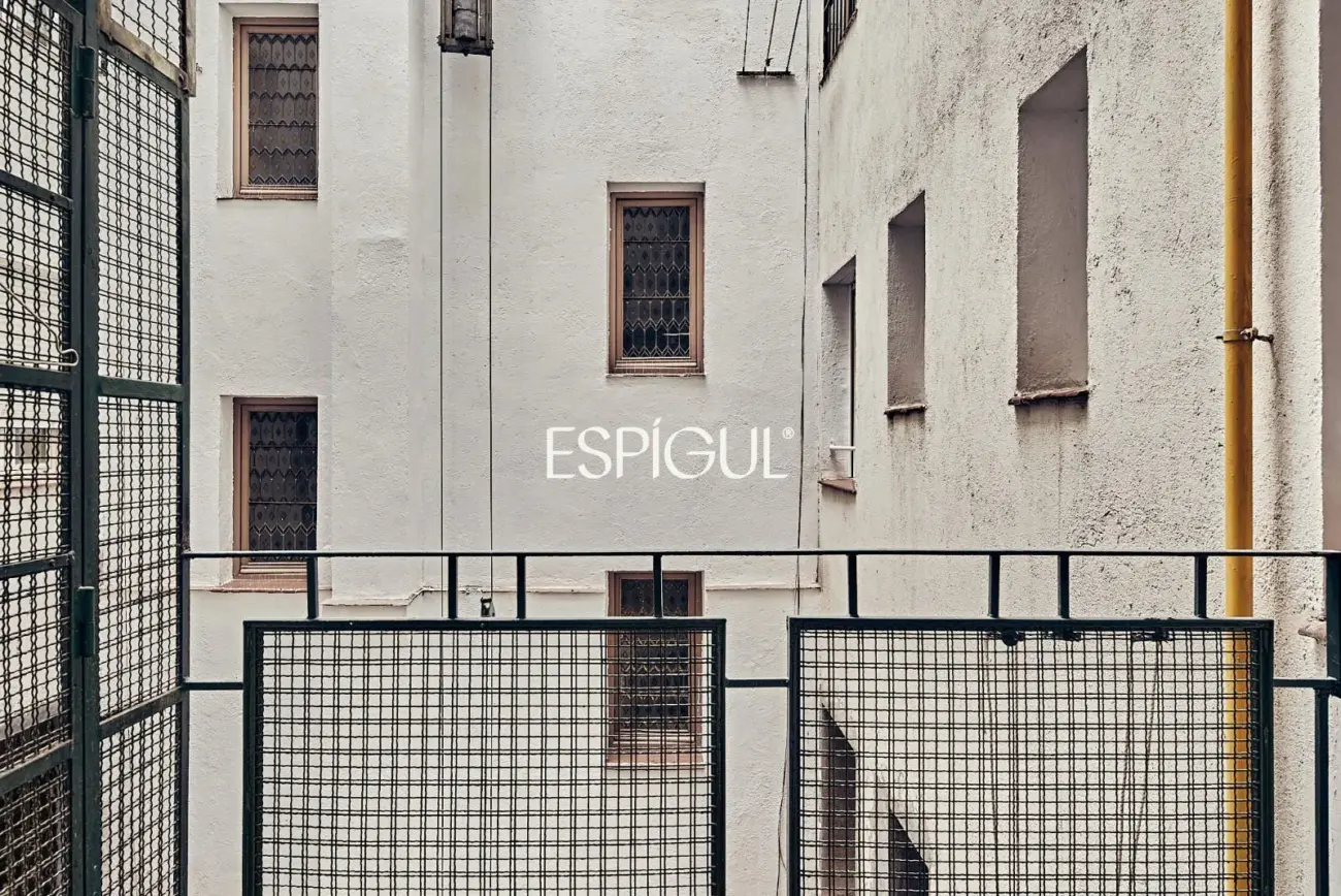 Piso en venta exterior y reformado en Guindalera
