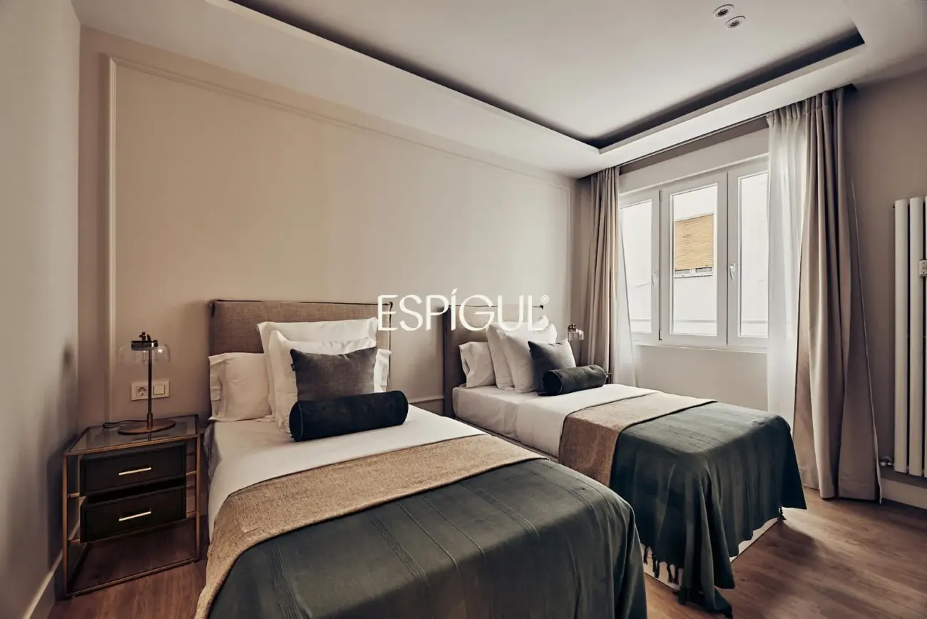 Piso en venta exterior y reformado en Guindalera
