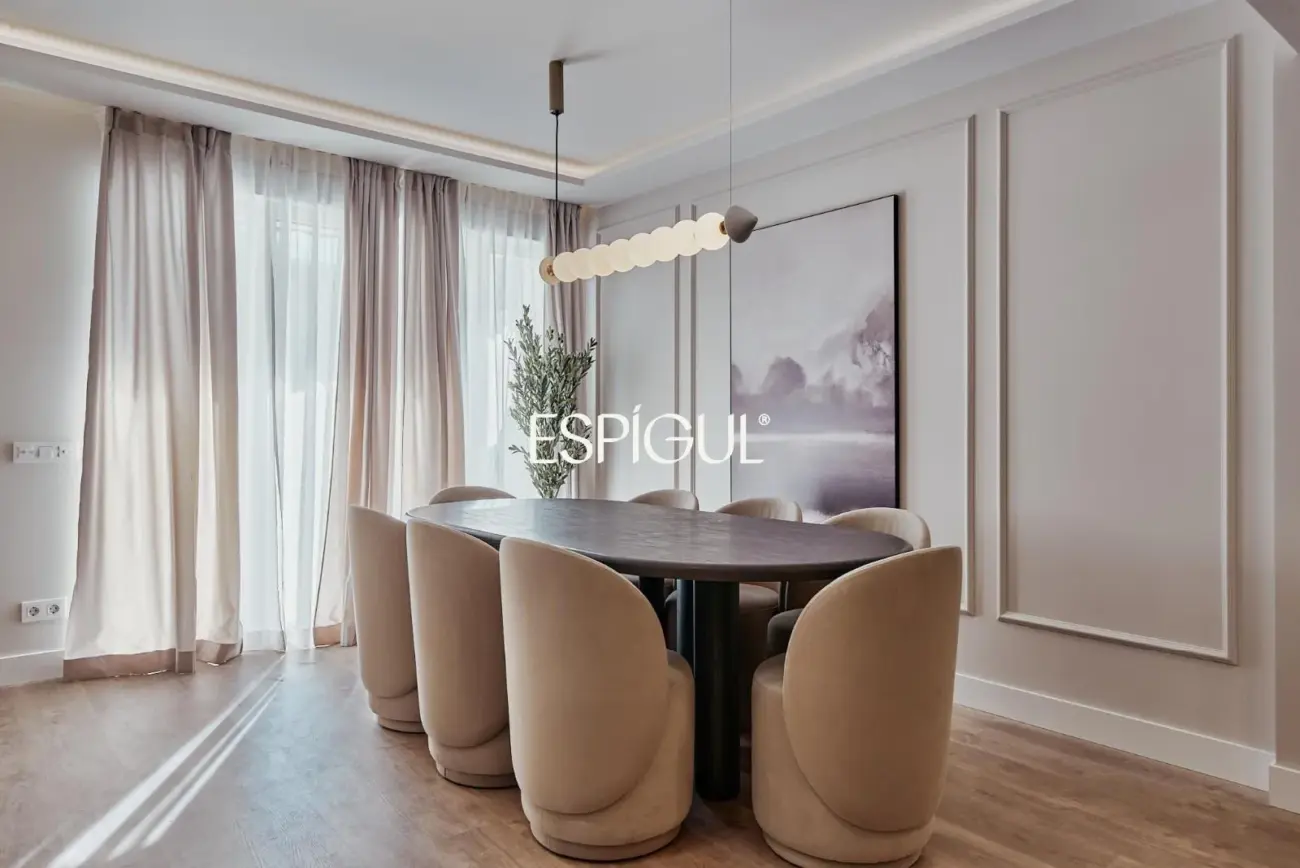 Piso en venta reformado, amueblado y con plaza de garaje incluida en el precio, Lista