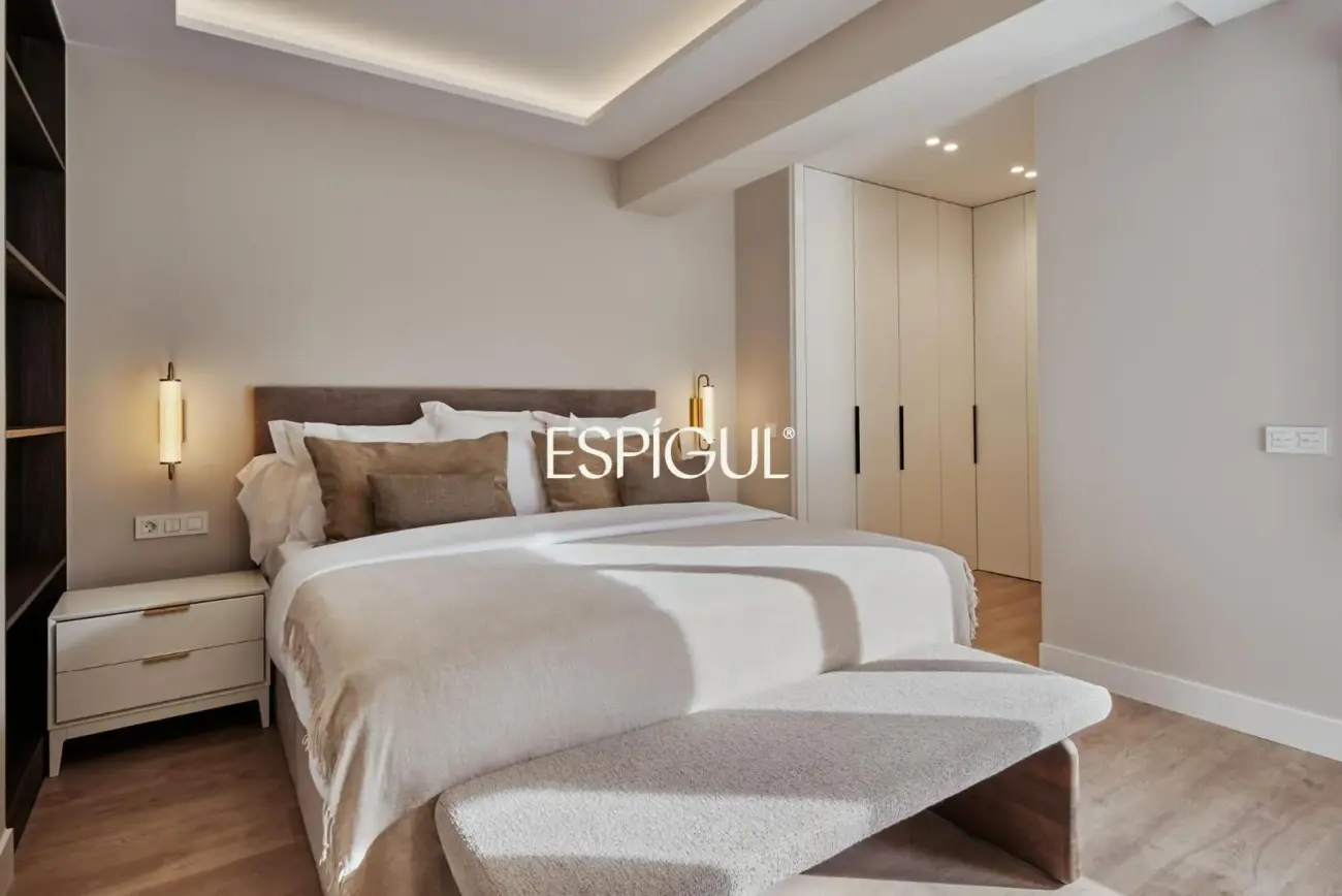 Piso en venta reformado, amueblado y con plaza de garaje incluida en el precio, Lista