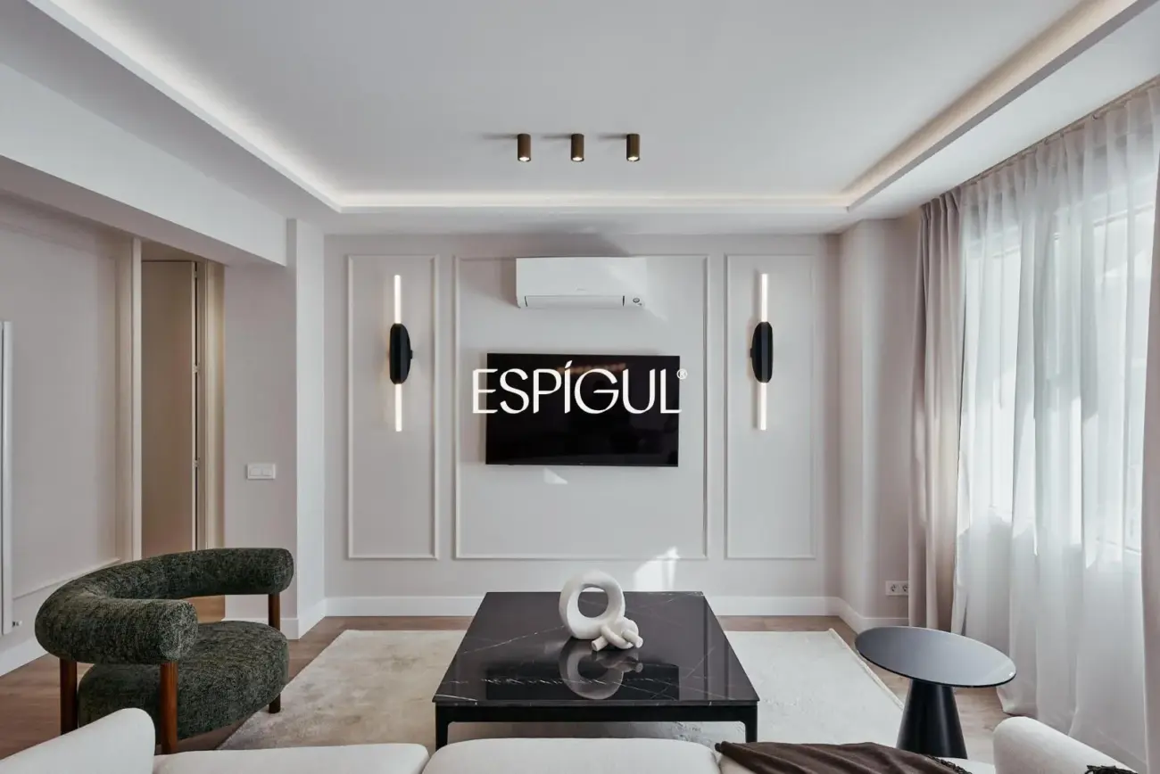 Piso en venta reformado, amueblado y con plaza de garaje incluida en el precio, Lista