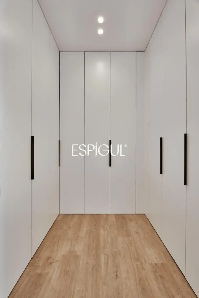 Piso en venta reformado, amueblado y con plaza de garaje incluida en el precio, Lista