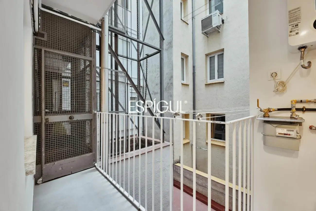 Piso en venta reformado, amueblado y con plaza de garaje incluida en el precio, Lista