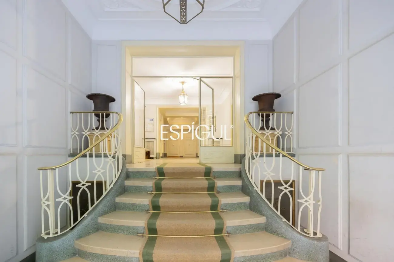 Piso en venta reformado en Castellana