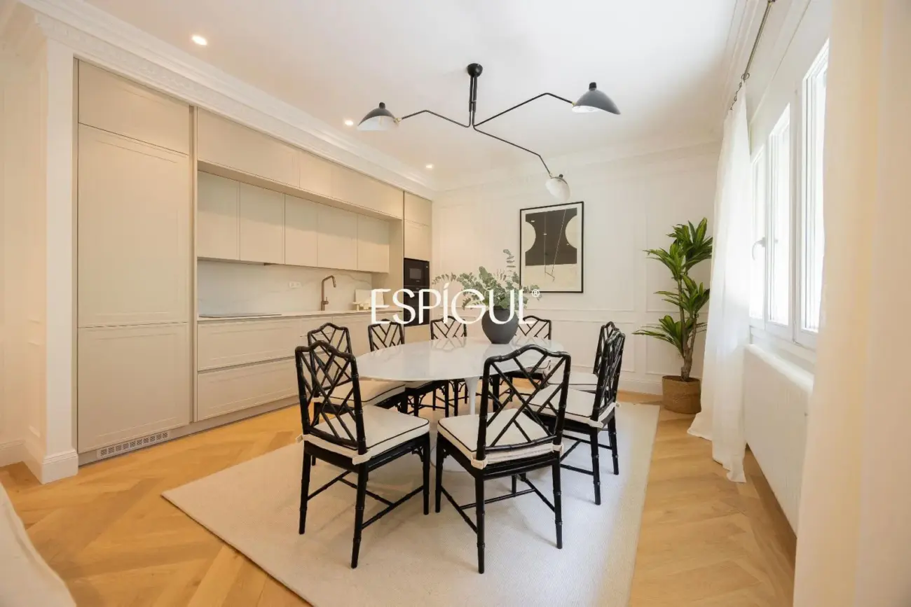 Piso en venta reformado en Castellana