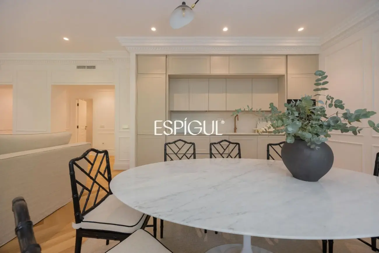 Piso en venta reformado en Castellana
