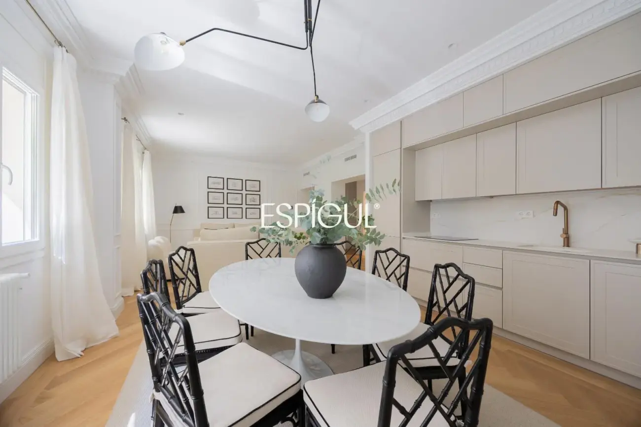 Piso en venta reformado en Castellana