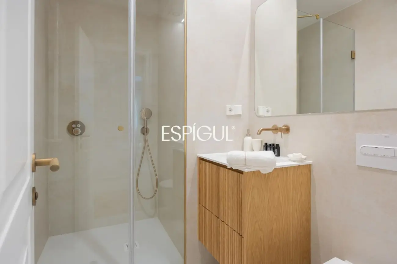 Piso en venta reformado en Castellana