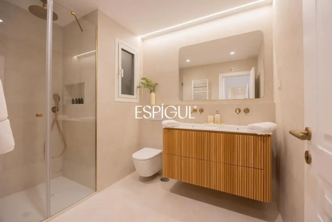 Piso en venta reformado en Castellana