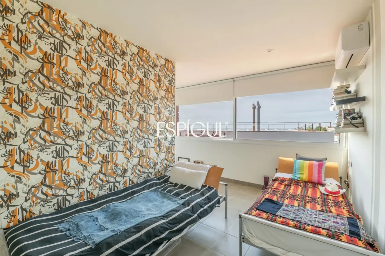 Villa con piscina y vistas al mar en Sitges